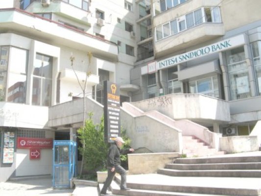 Nejloveanu ar vrea să se extindă cu Balada şi în sediul Băncii SanPaolo